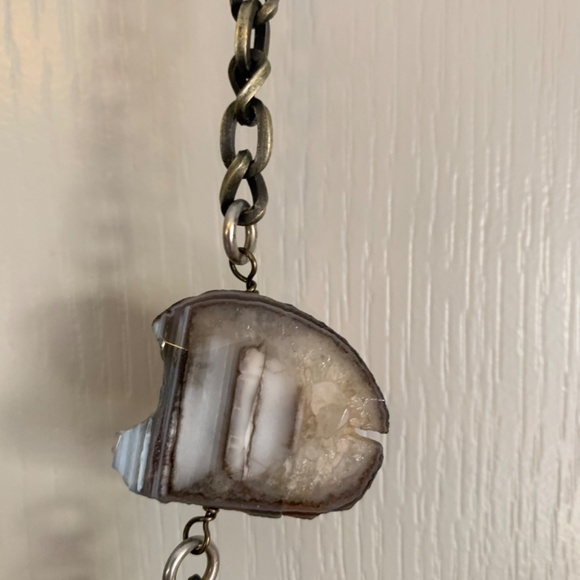 Unique Statement necklace w/ semi precious stones - Picture 4 of 9